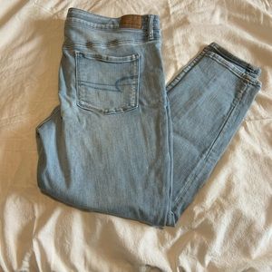 AE Light Wash Jeggings